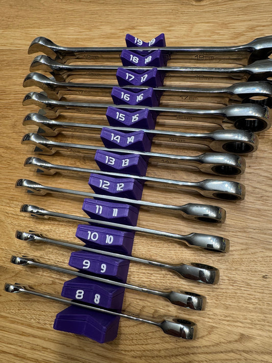 V-Style Moduler Wrench Organizers with Integrated Magents